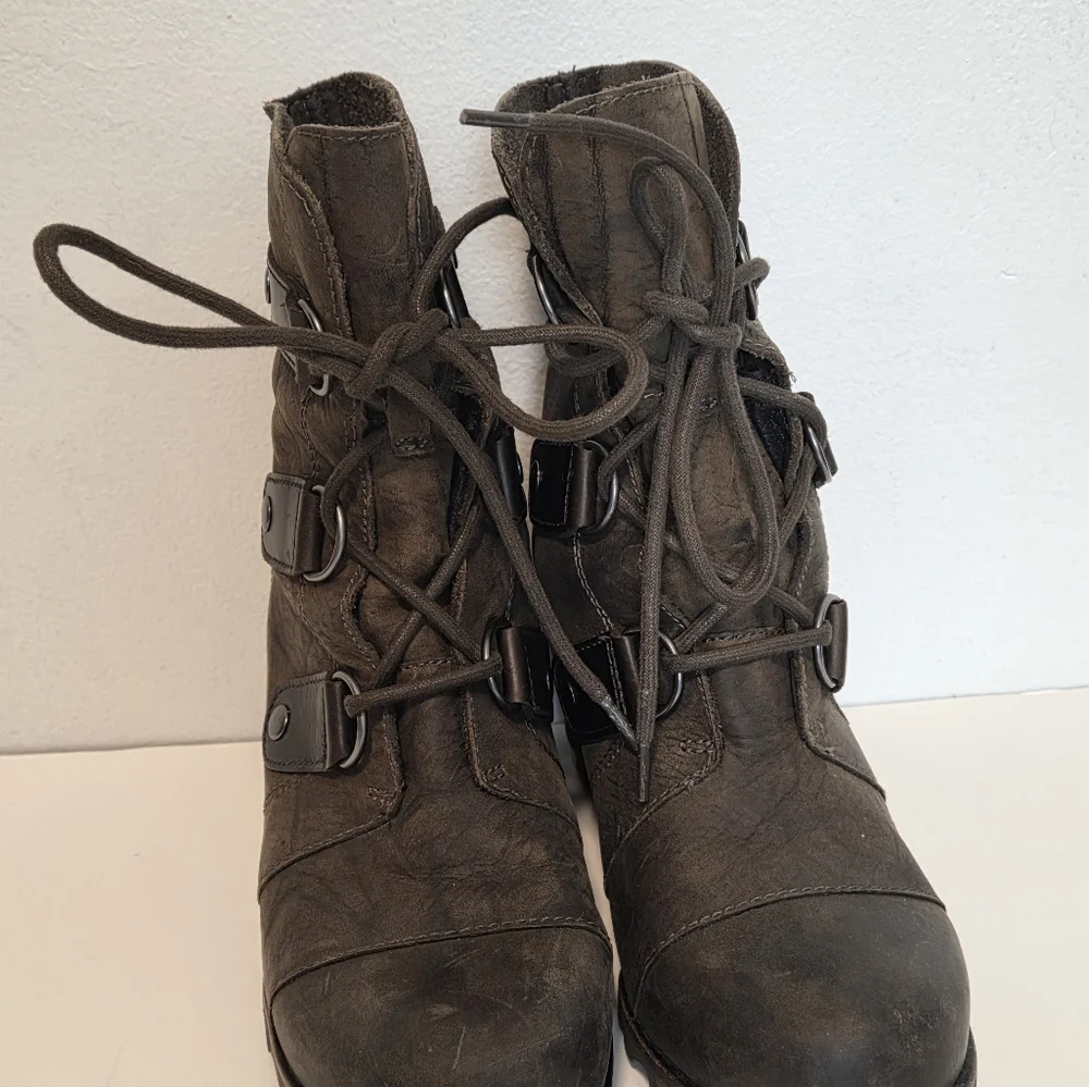 SOREL Joan of Arctic mid wedge boot, women’s 6.5 - Picture 5 of 16